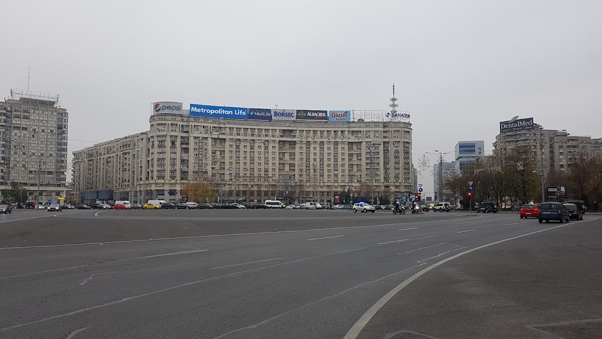 Piața Victoriei