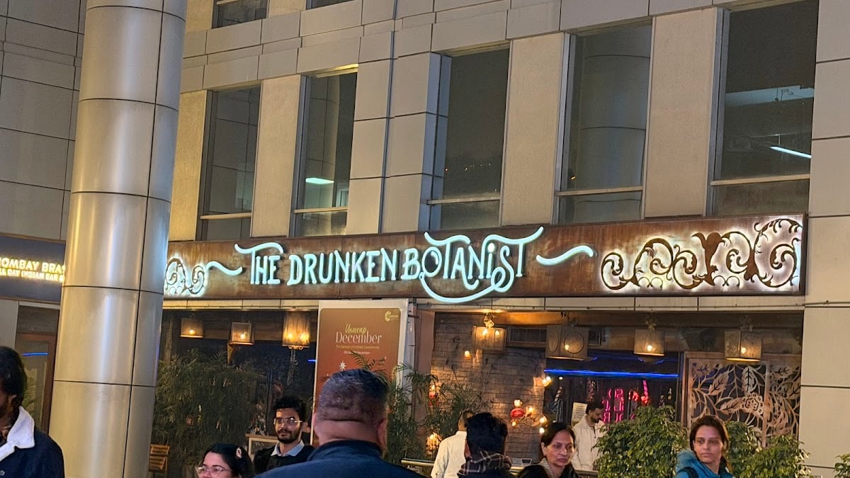 The Drunken Botanist
