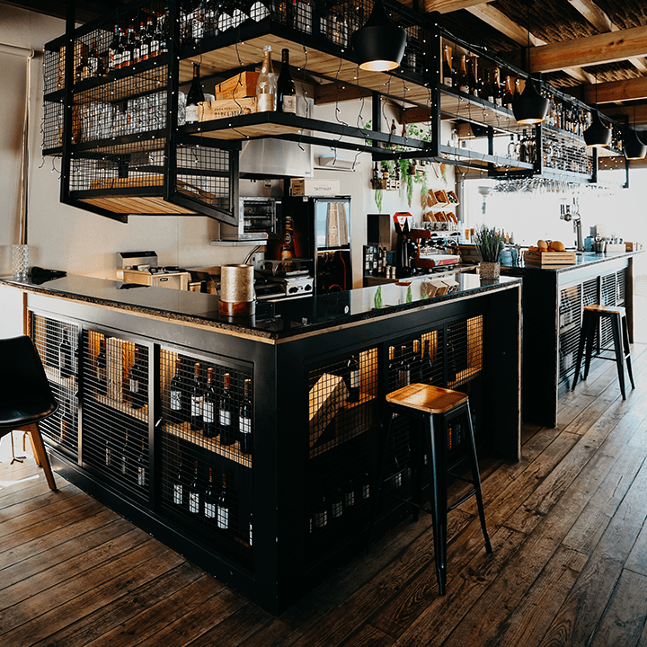 Paradoxo Waves & Wine Bar