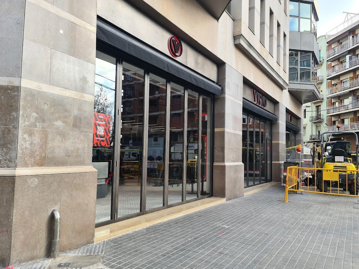 VICIO Urgell | Restaurant - burger simples muy buenas, hacen cosas muy guays en redes sociales