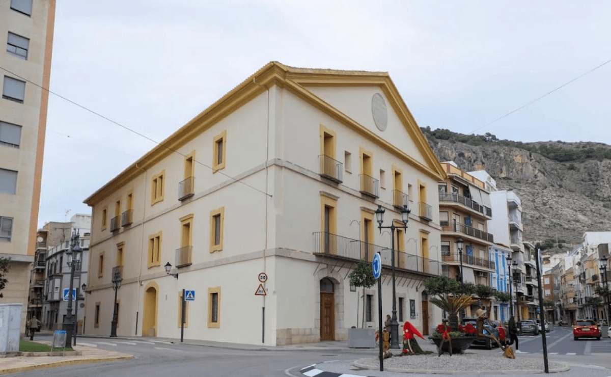 Casa de l'Ensenyança - Museu Faller
