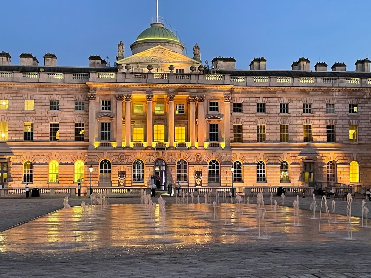 Somerset House - skating for £15
