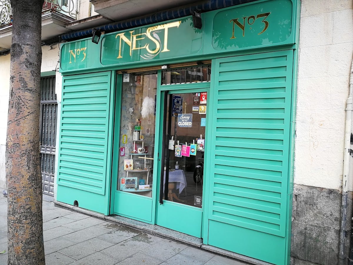 Nest Boutique - Cards and small gifts