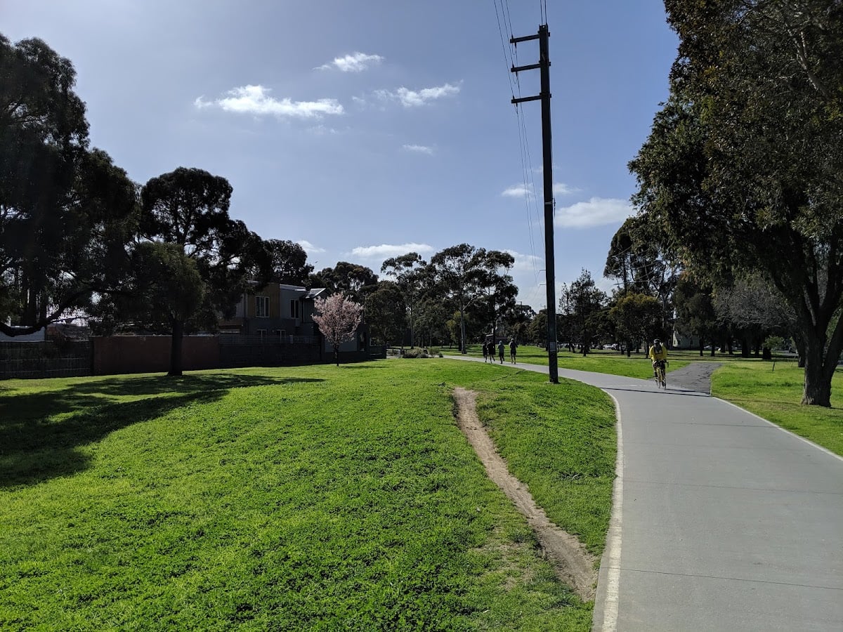 Inner Circle Linear Park