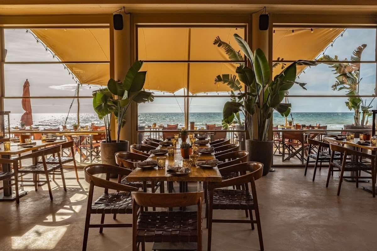 Oyana Beach Restaurant