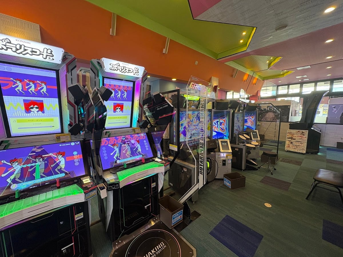 Round One Higashi Osaka - Amusement Center