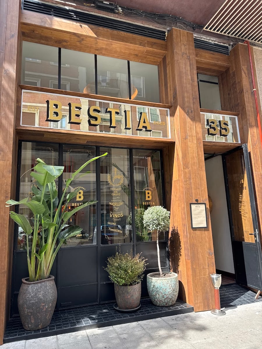 BESTIA BAR