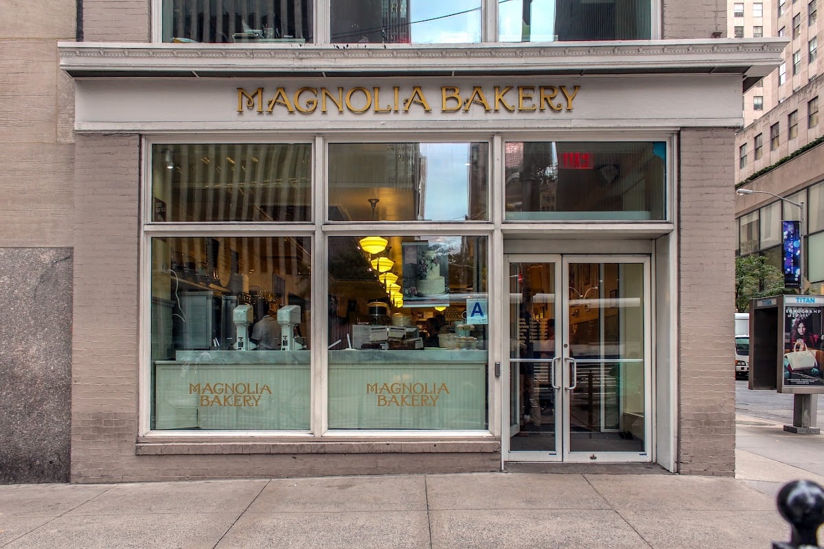 Magnolia Bakery - Rockefeller Center - (Sex and the city)