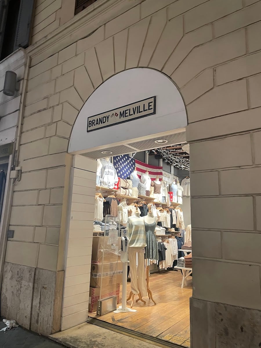 Brandy Melville Roma