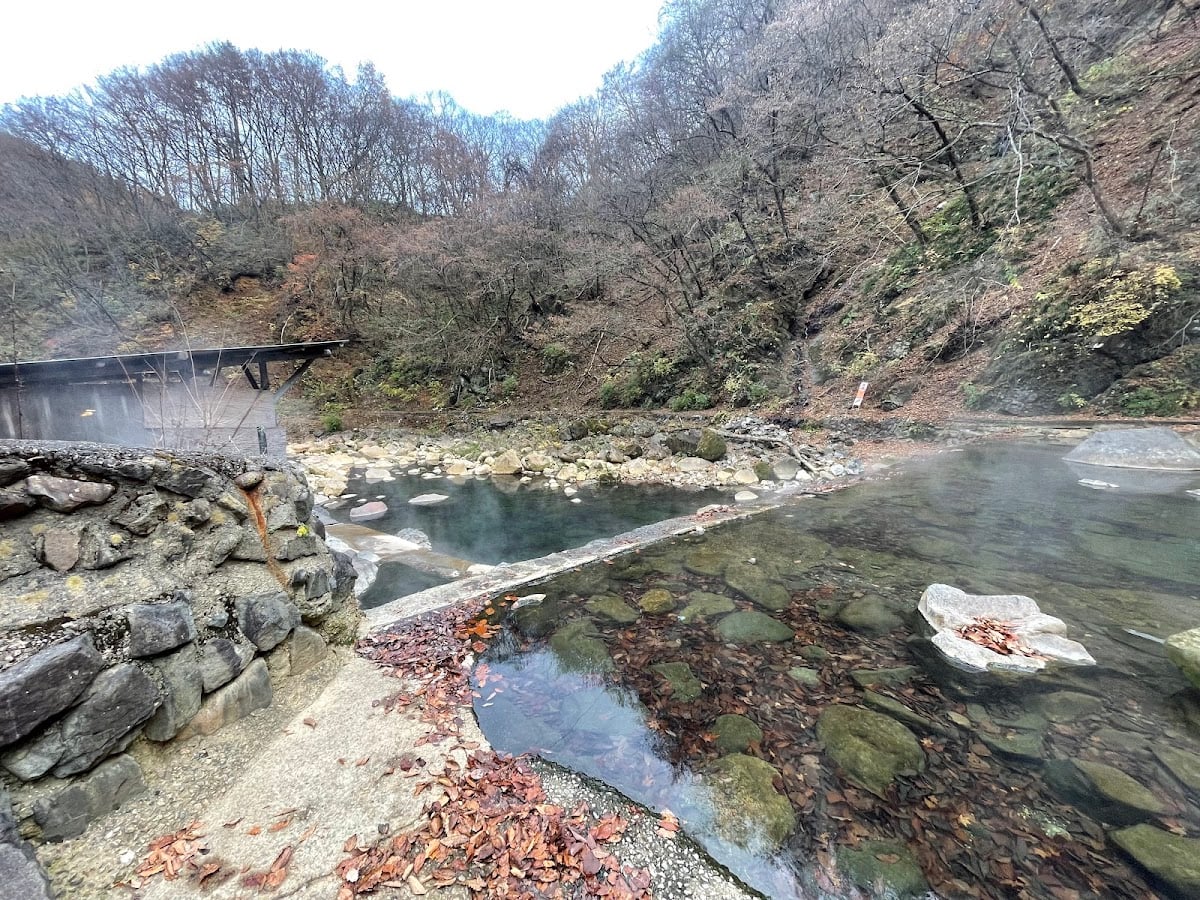 尻焼温泉 川風呂 - 〈群馬〉