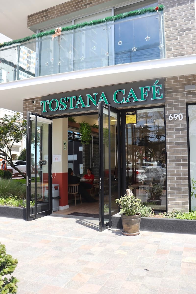 Tostana Cafe