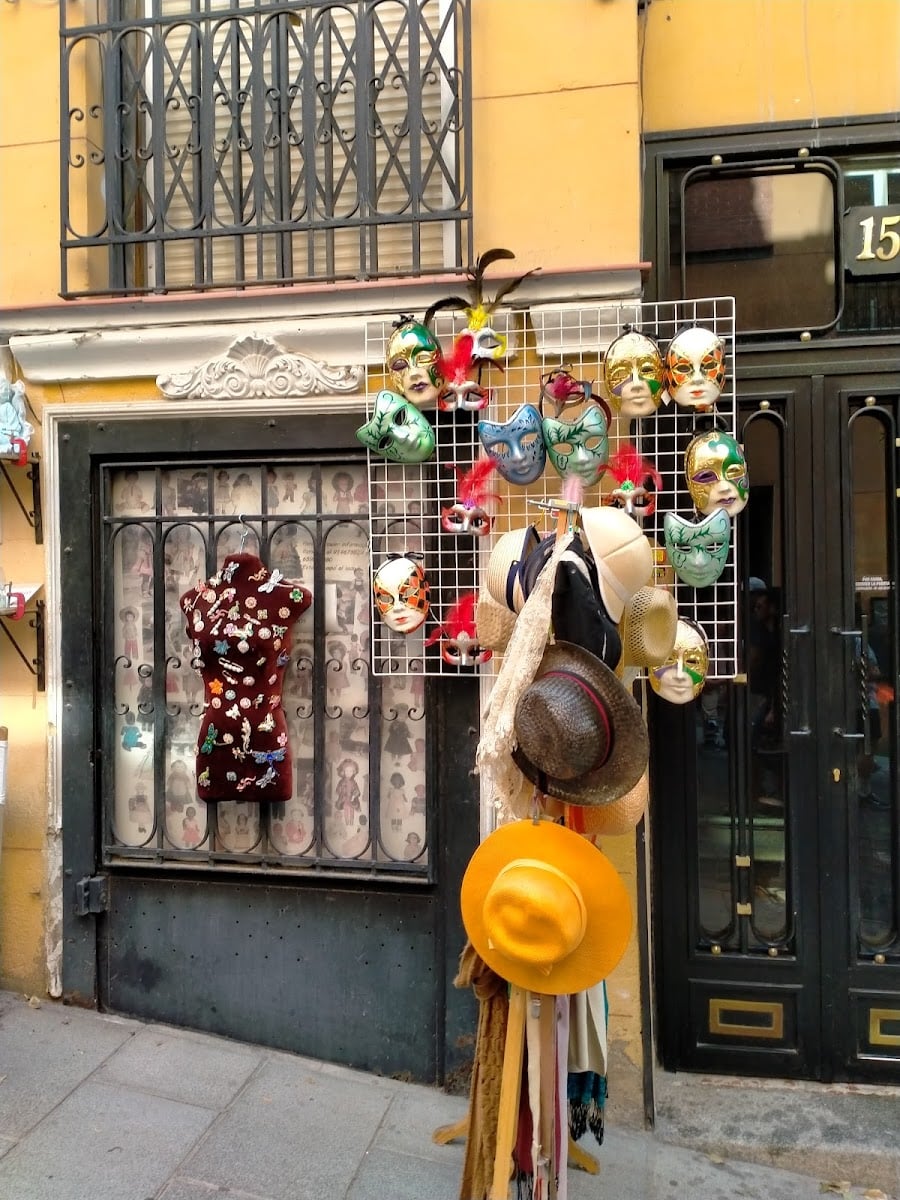 Rastro de Madrid - only on sundays, go early!!!