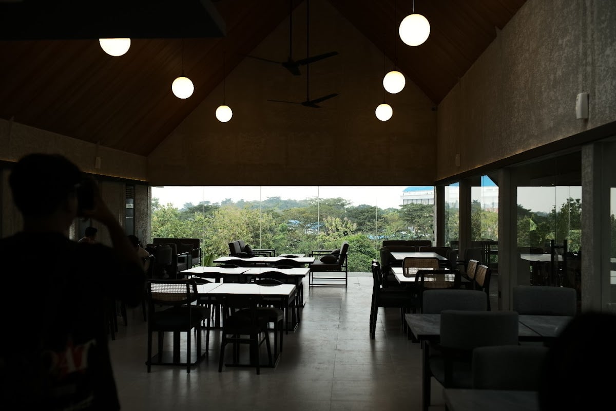 Anak Panah Kopi Pawiyatan (Dekat Unika) - Cafe