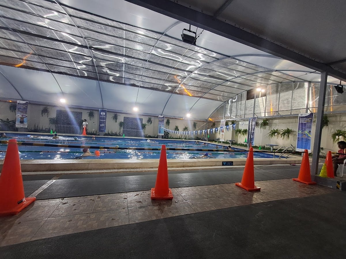 Piscina Municipal De Pueblo Libre