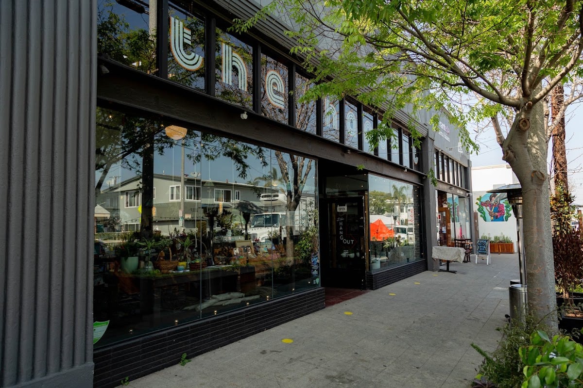Bel Canto Books Retro Row