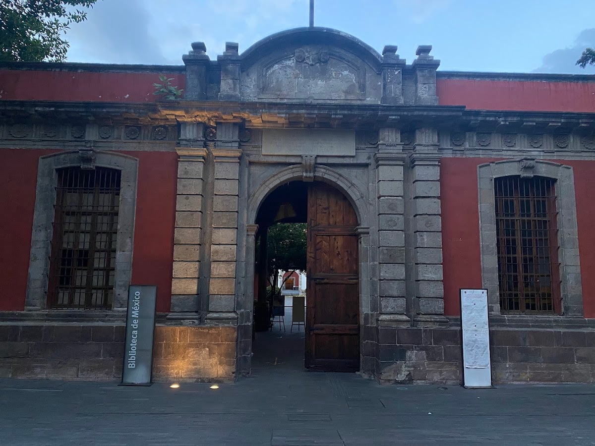 Biblioteca de México 