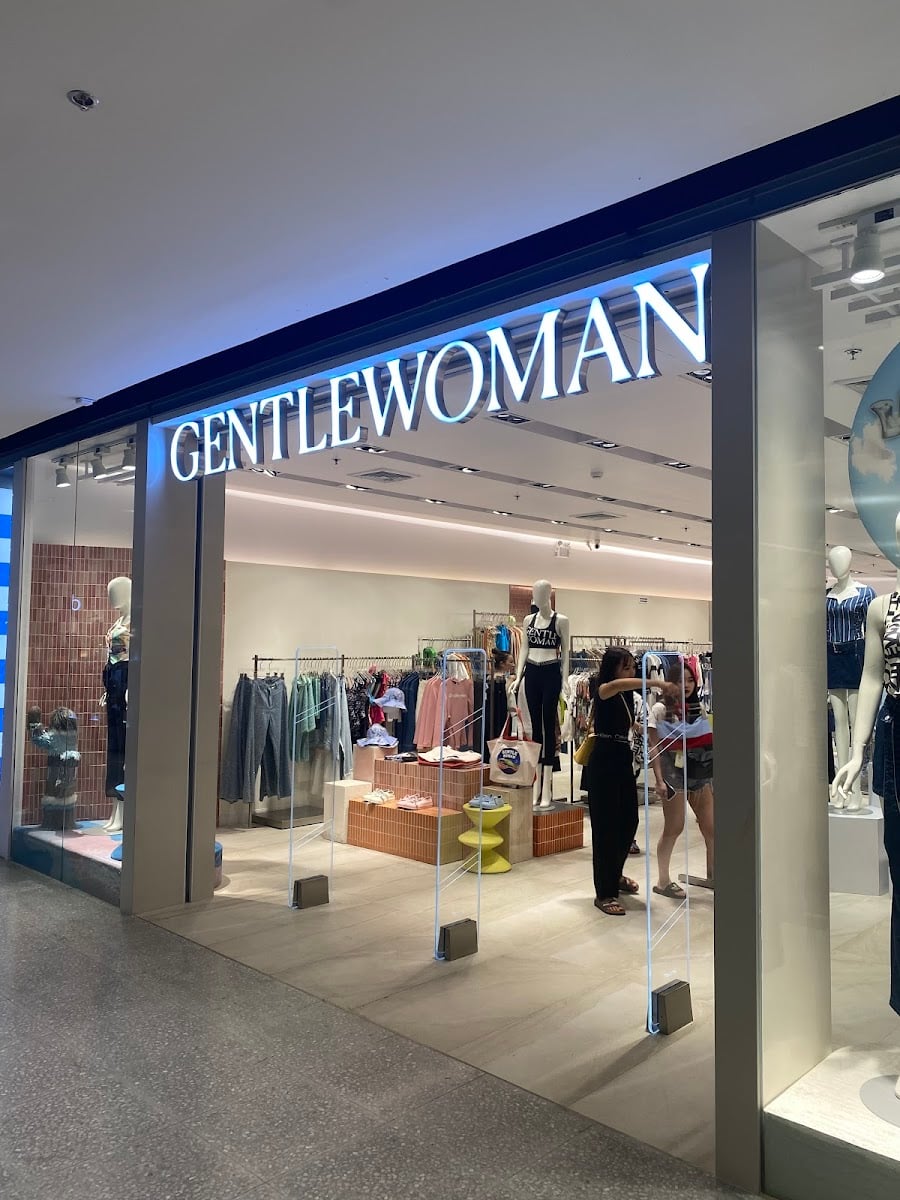GENTLEWOMAN CENTRALWORLD