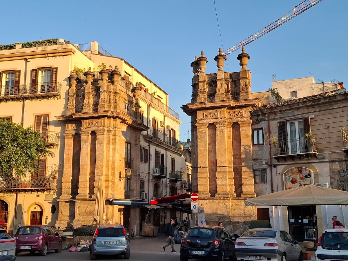 Porta Carini