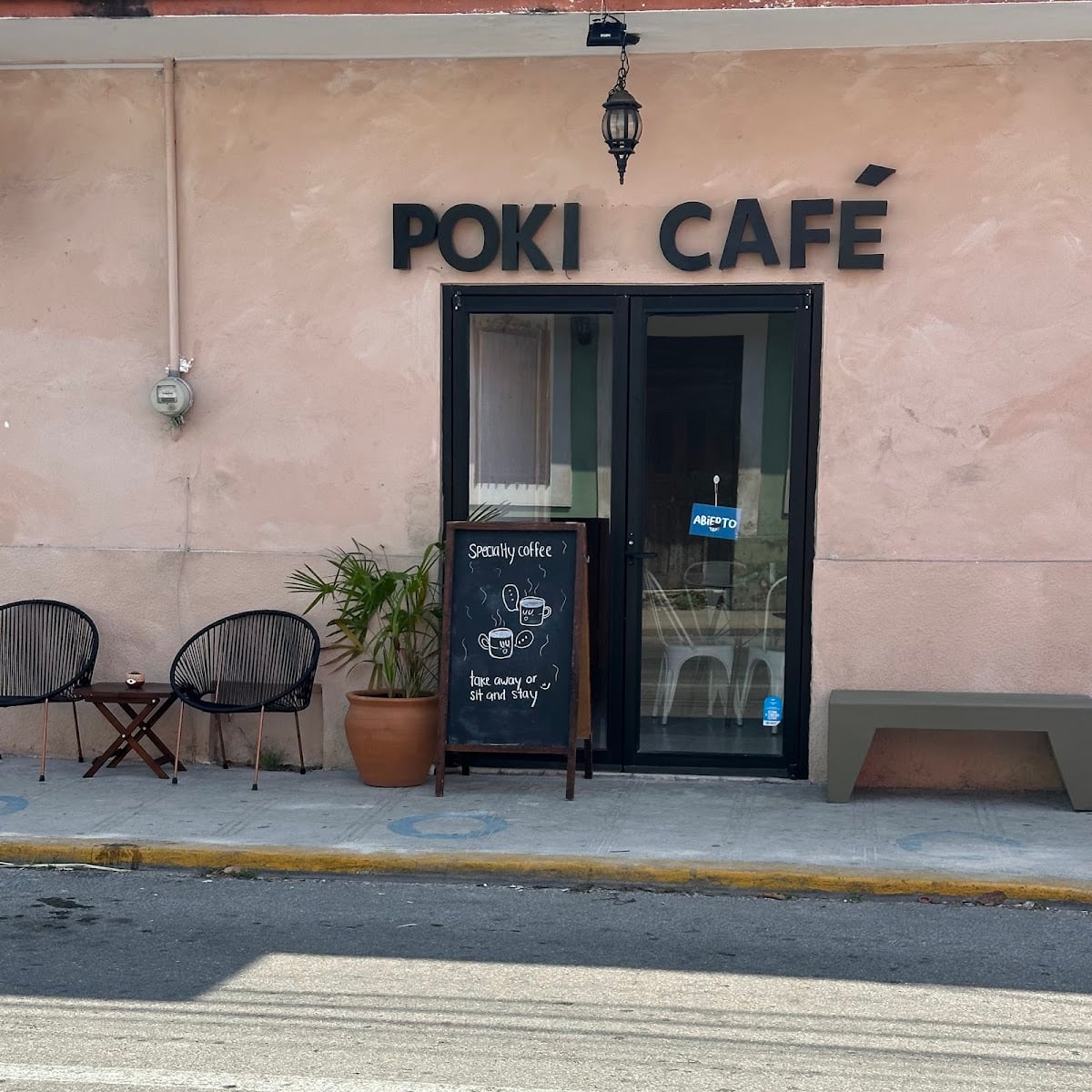 Poki Café