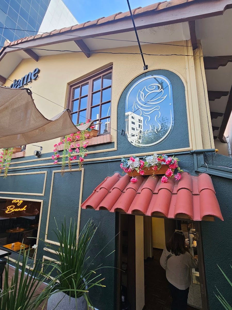 Madame Brunch & Buenos