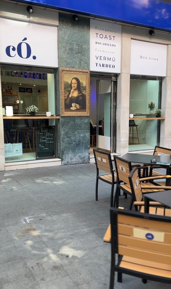 cÓ.