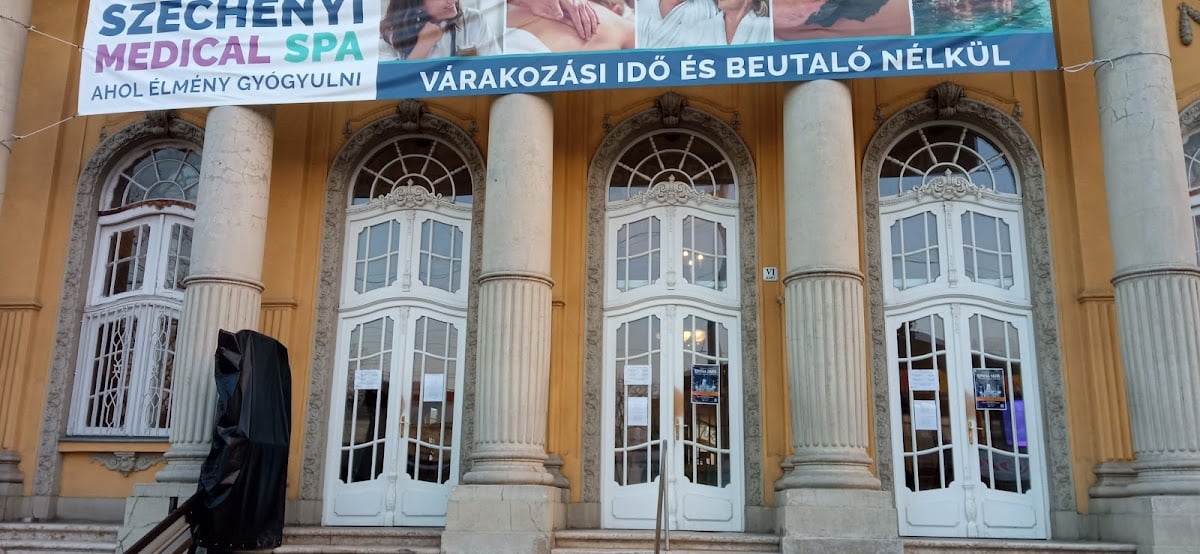 Cafetería del balneario Széchenyi