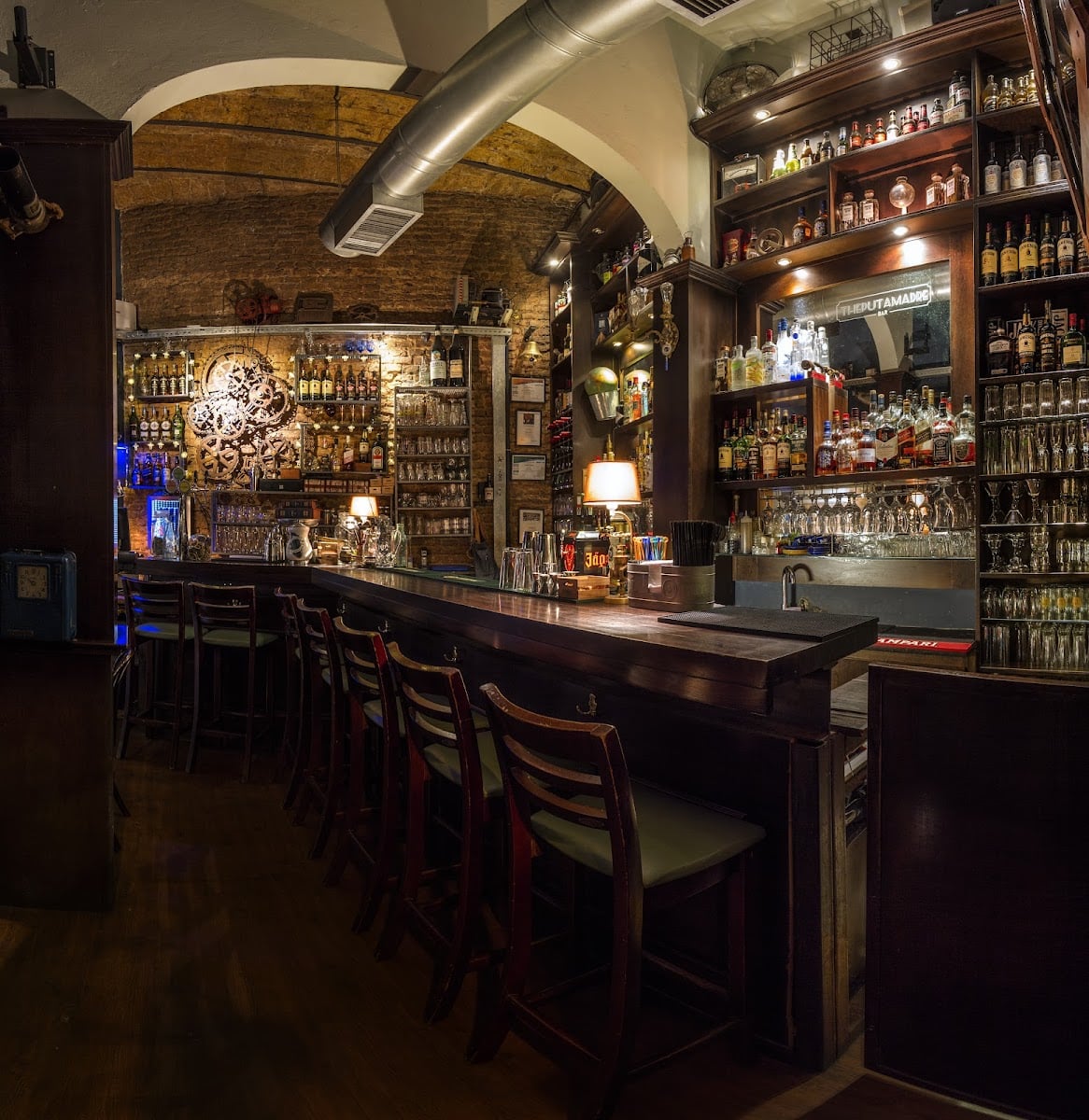 ThePutaMadre Bar