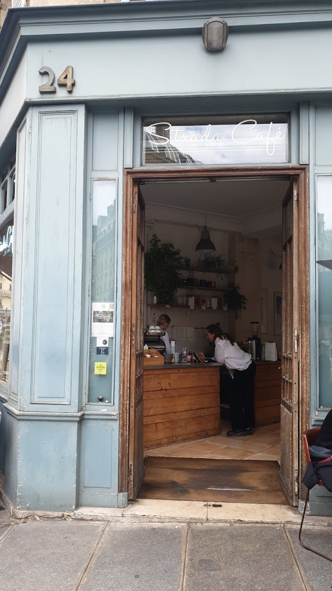 Strada Café