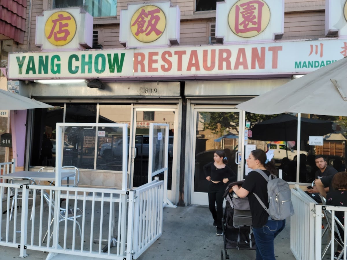 Yang Chow Restaurant - Chinese Restaurant in Chinatown