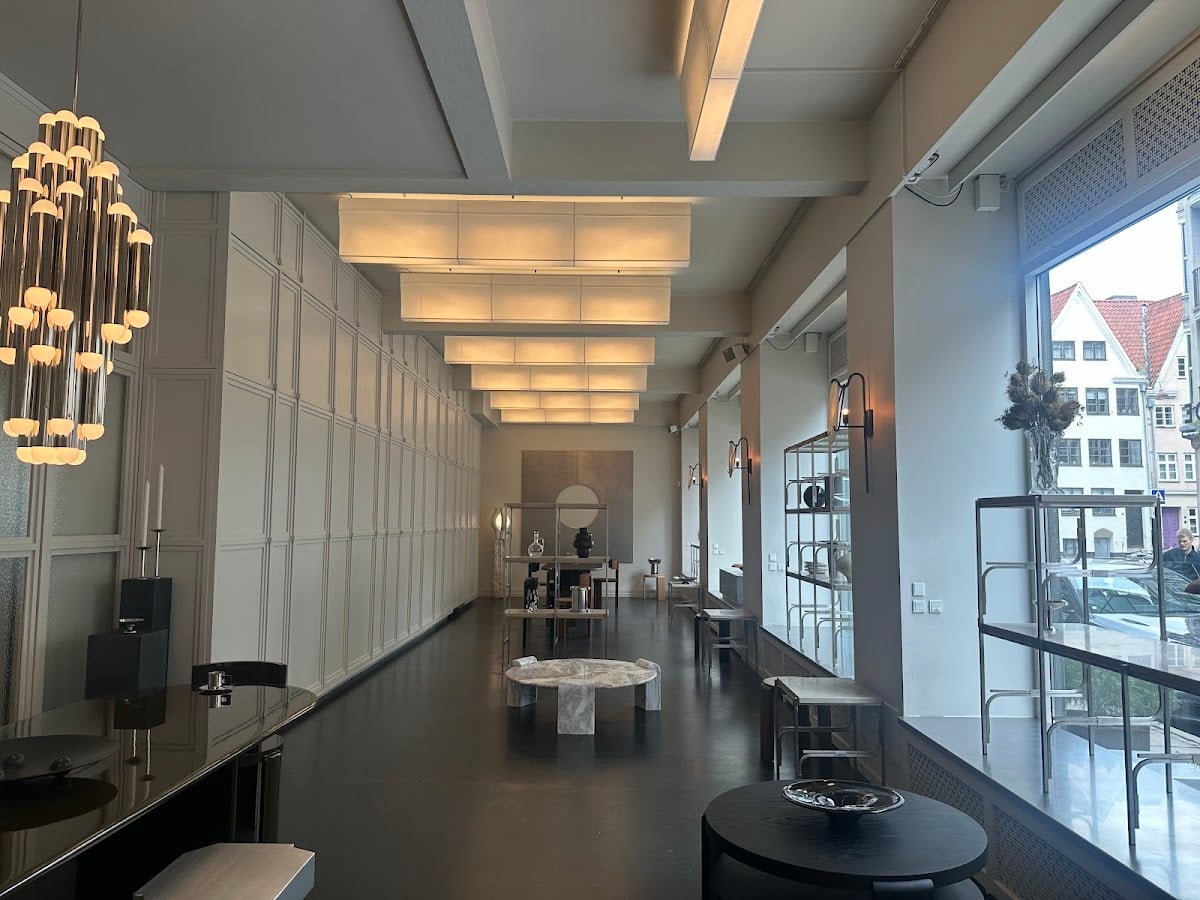 The Roe Bar