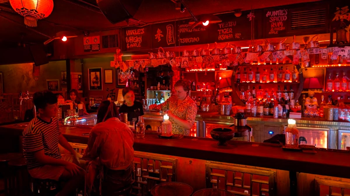 uncle ming’s bar