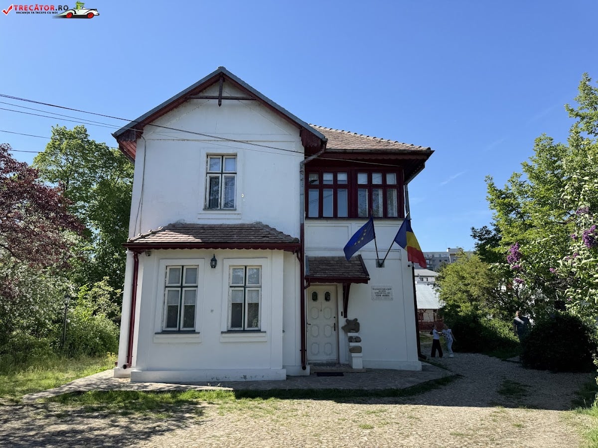 Casa Memorială "Tudor Arghezi"