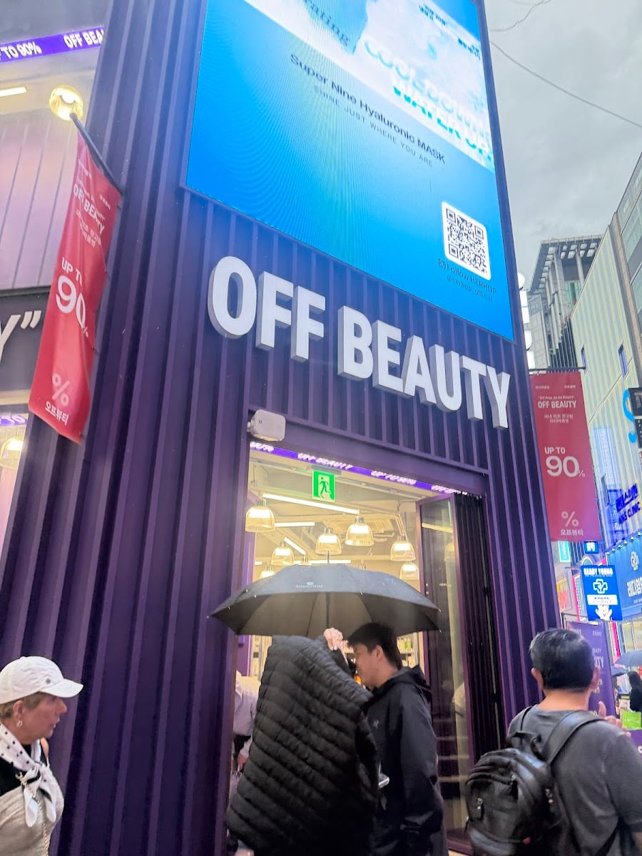 Off beauty