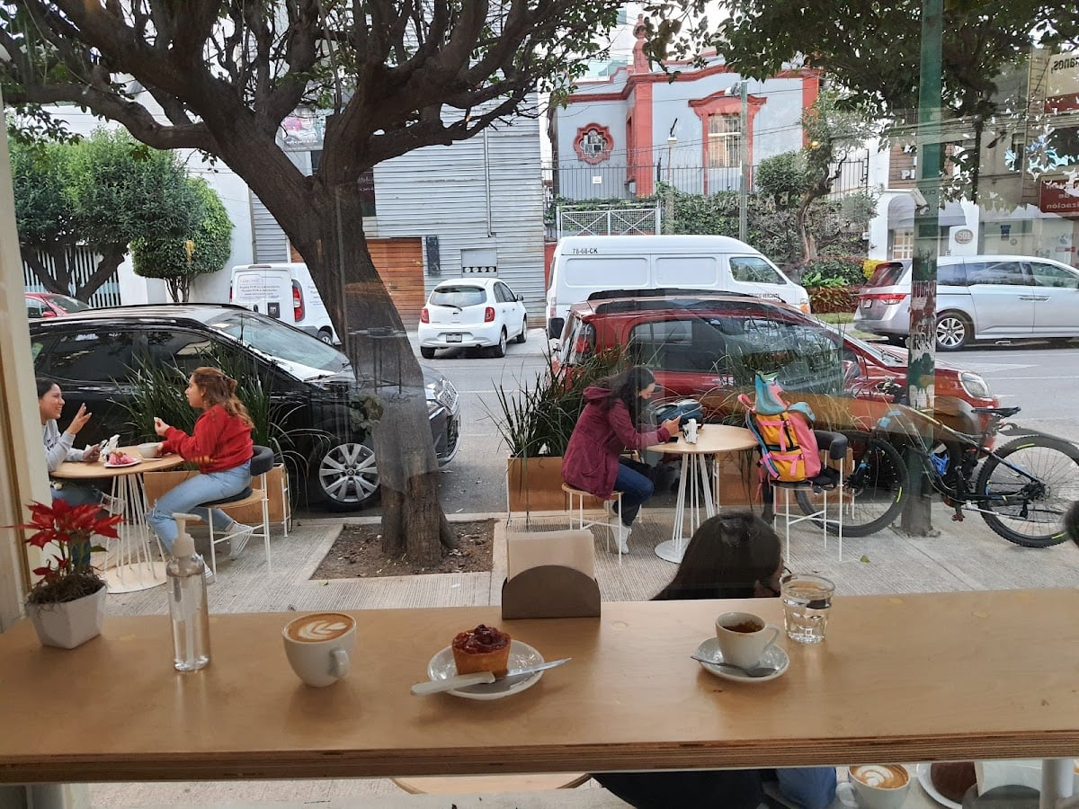 .de encuentro Local de café