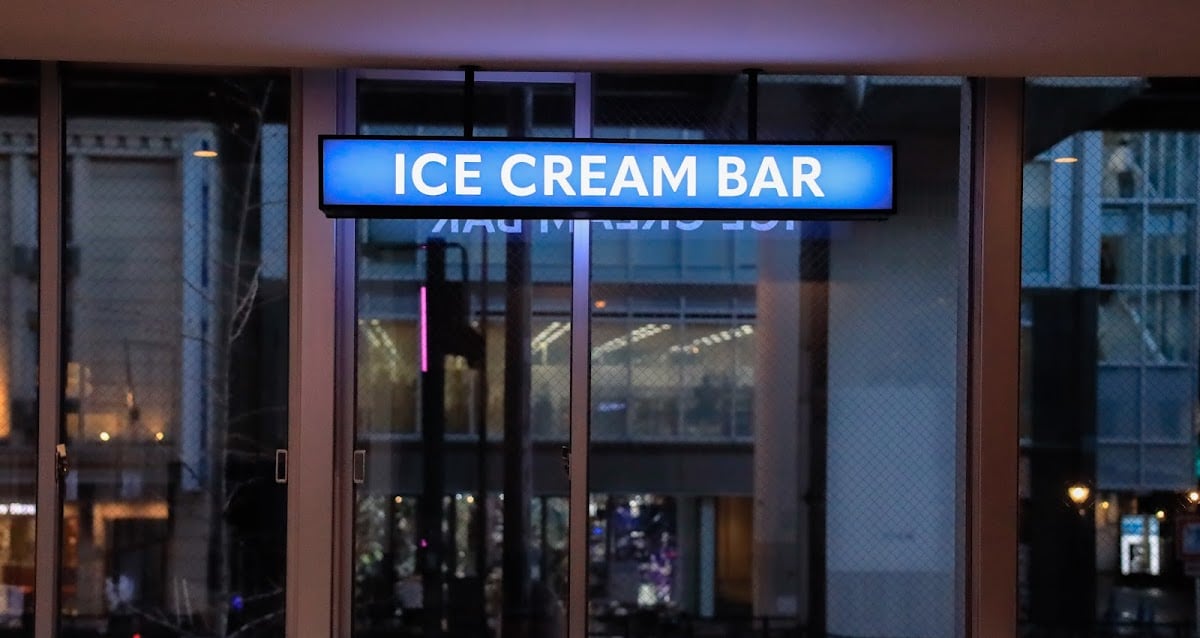 WINS ｛wine/Icecream}