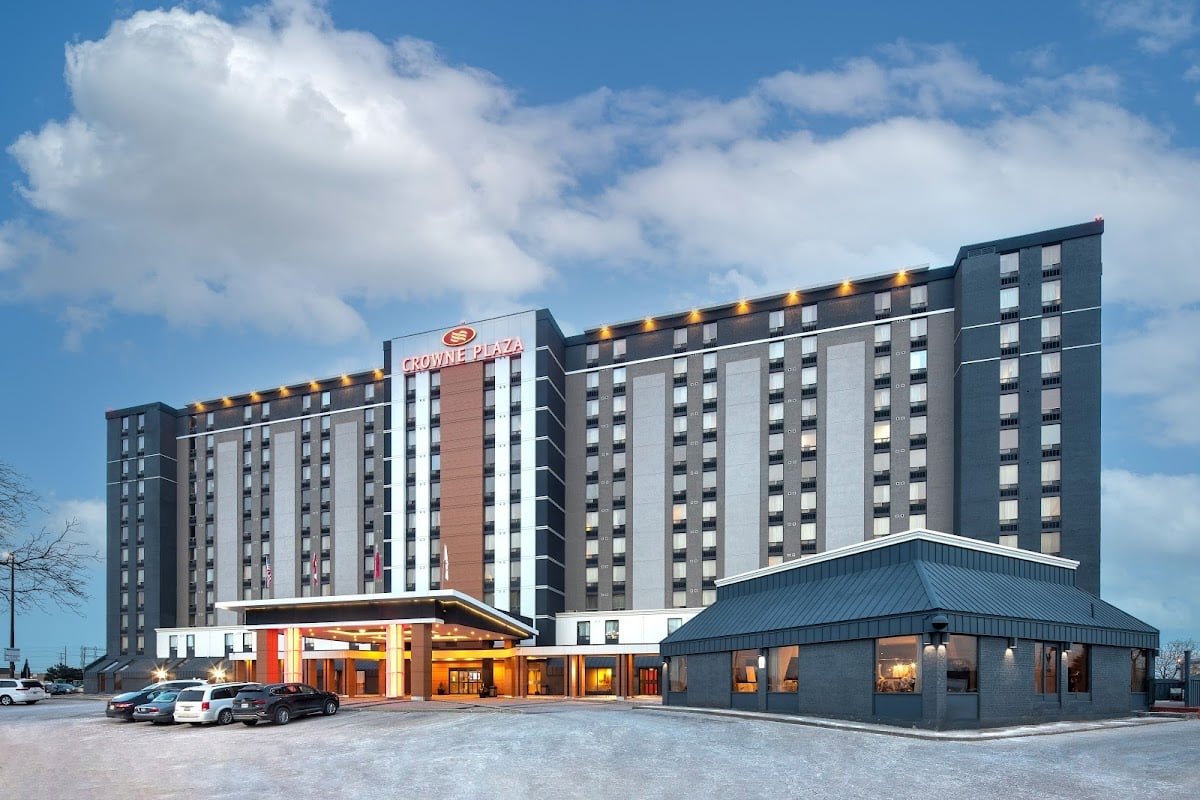 Crowne Plaza Toronto Airport by Ingredient