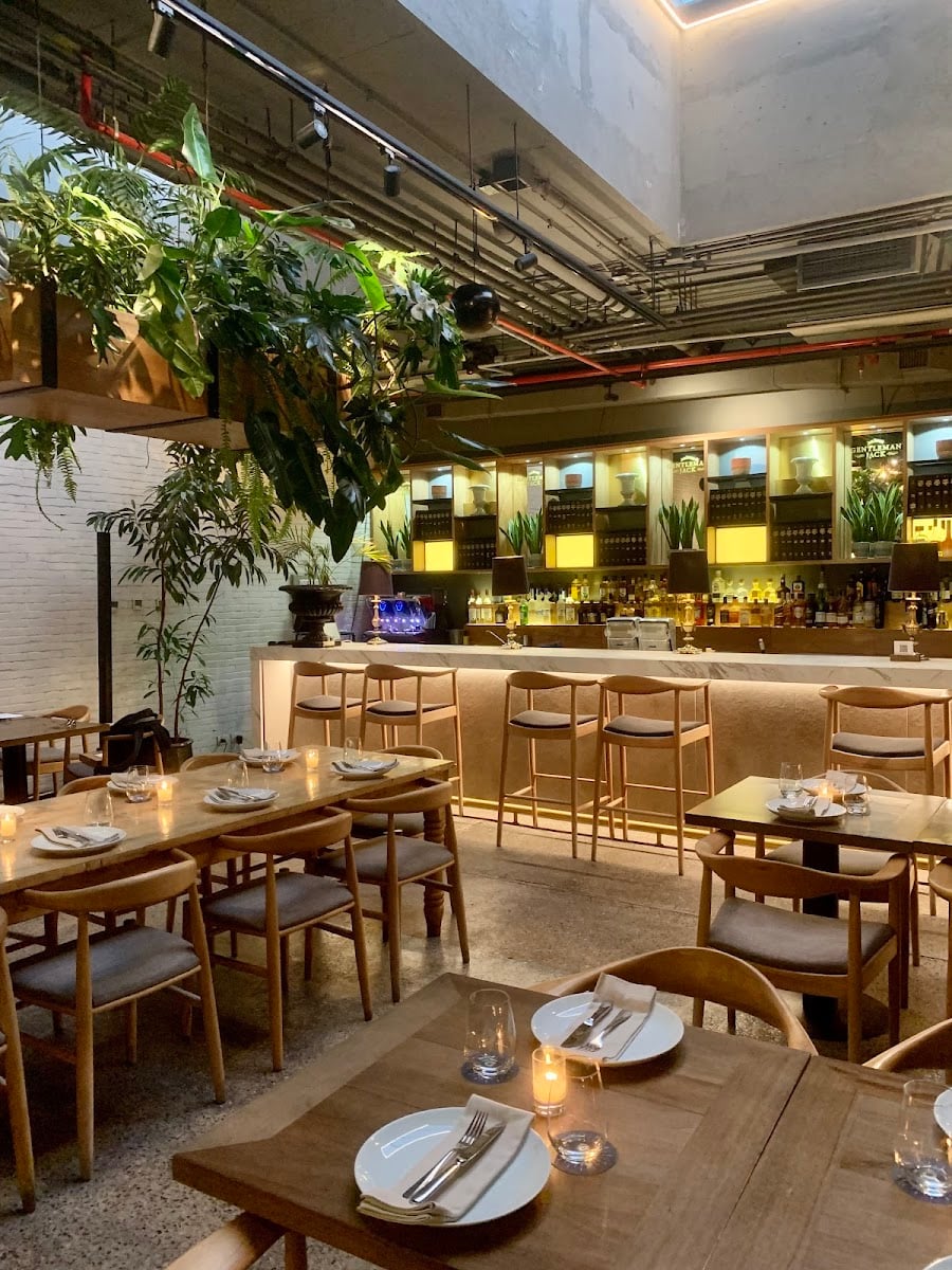 La Dicha Restaurant
