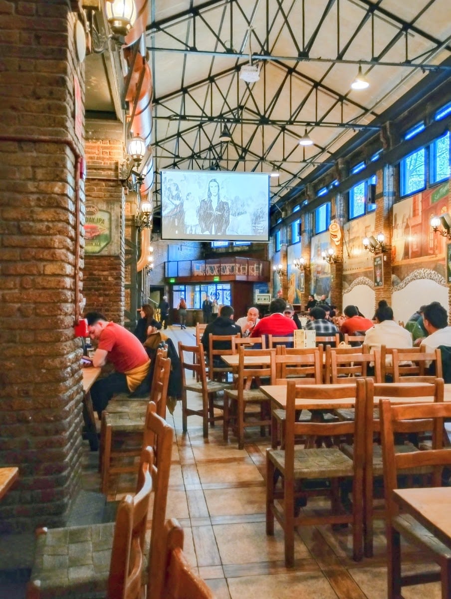 THE BLACK SHEEP CRAFT TAVERN
