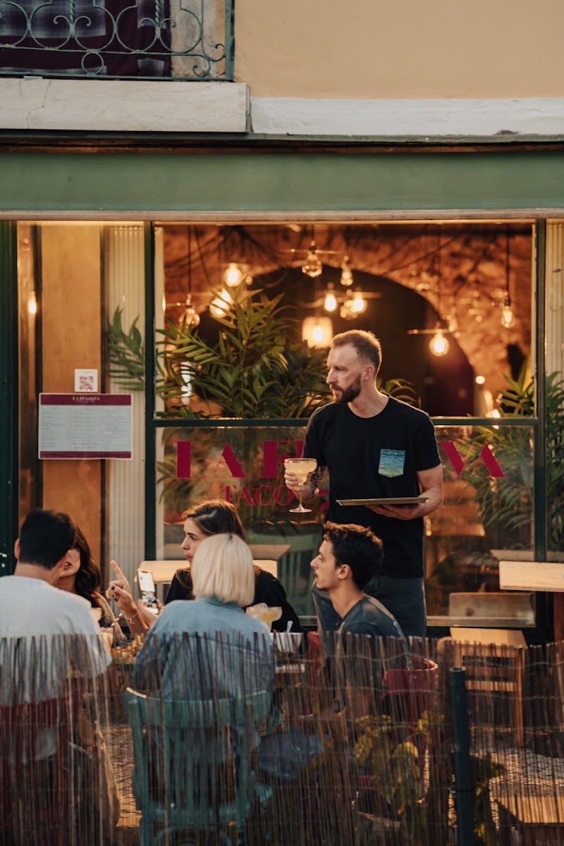 La Fugitiva Taco Bar