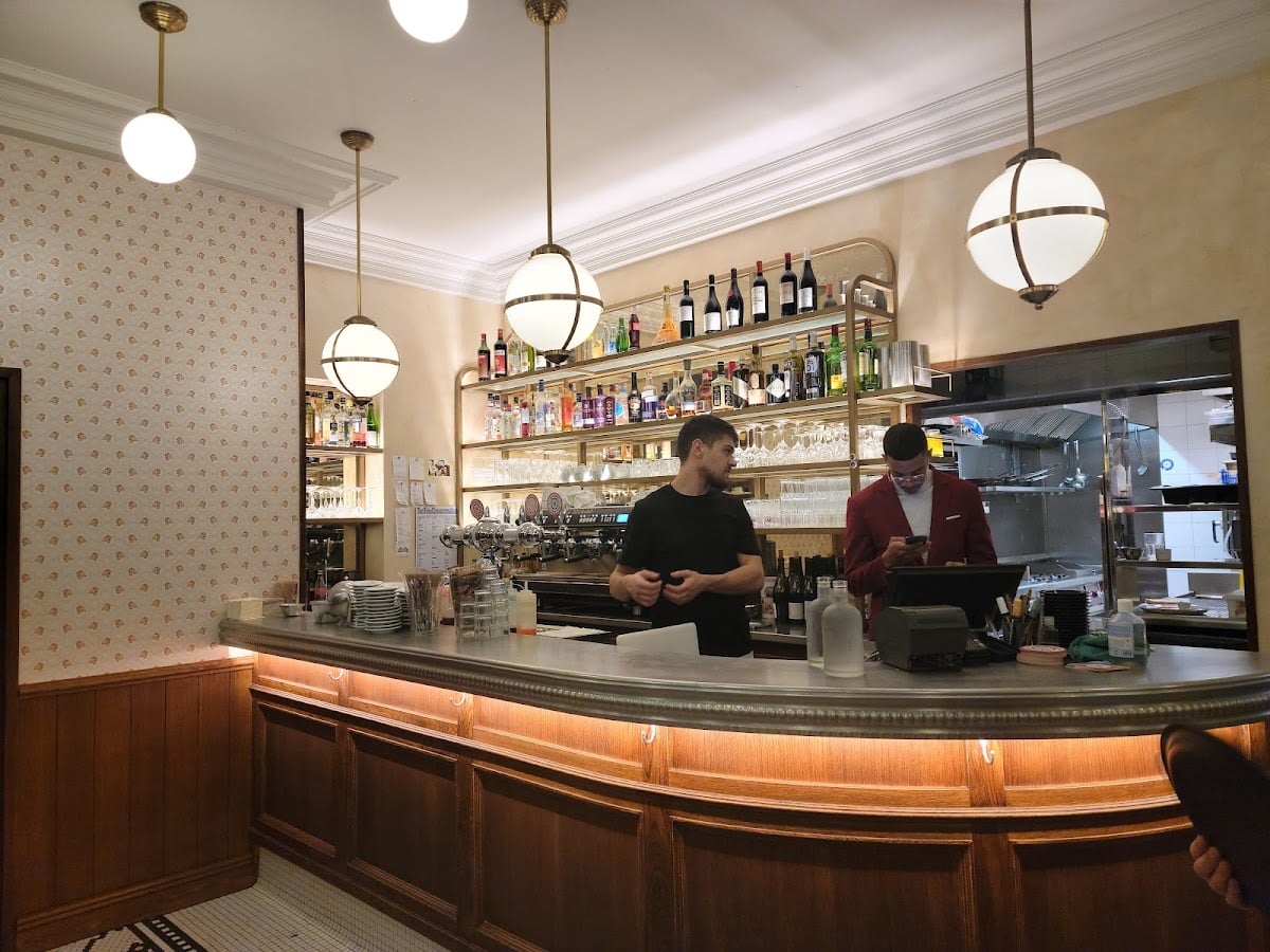 Le Nesle - Brasserie Restaurant
