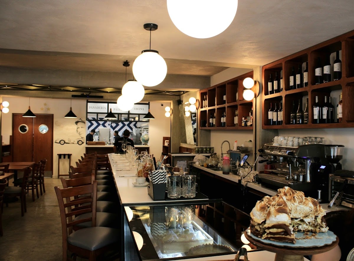 Bodegon Victoria | Victoria Panaderia Argentina