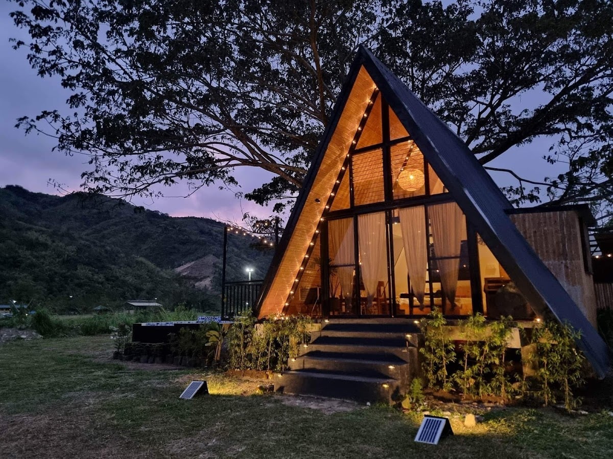 Camp Hiatus Tanay