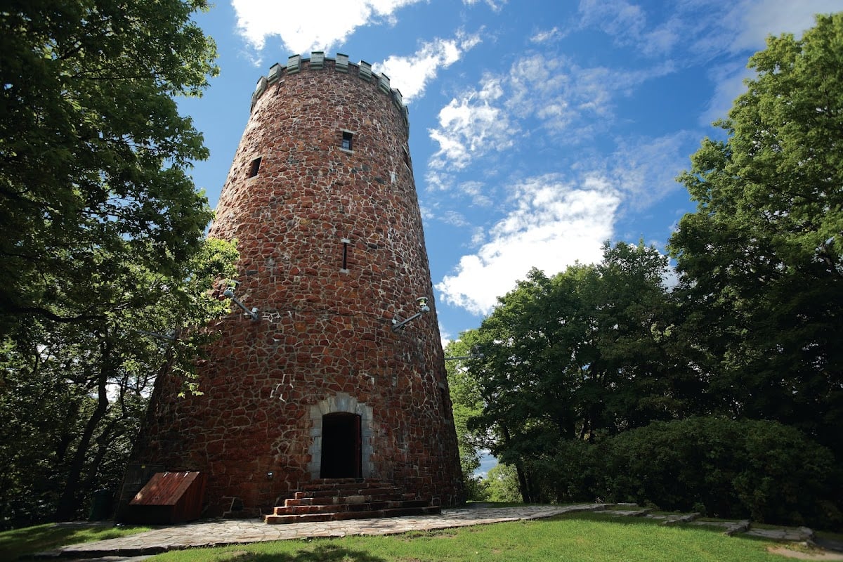 Tour de Lévis