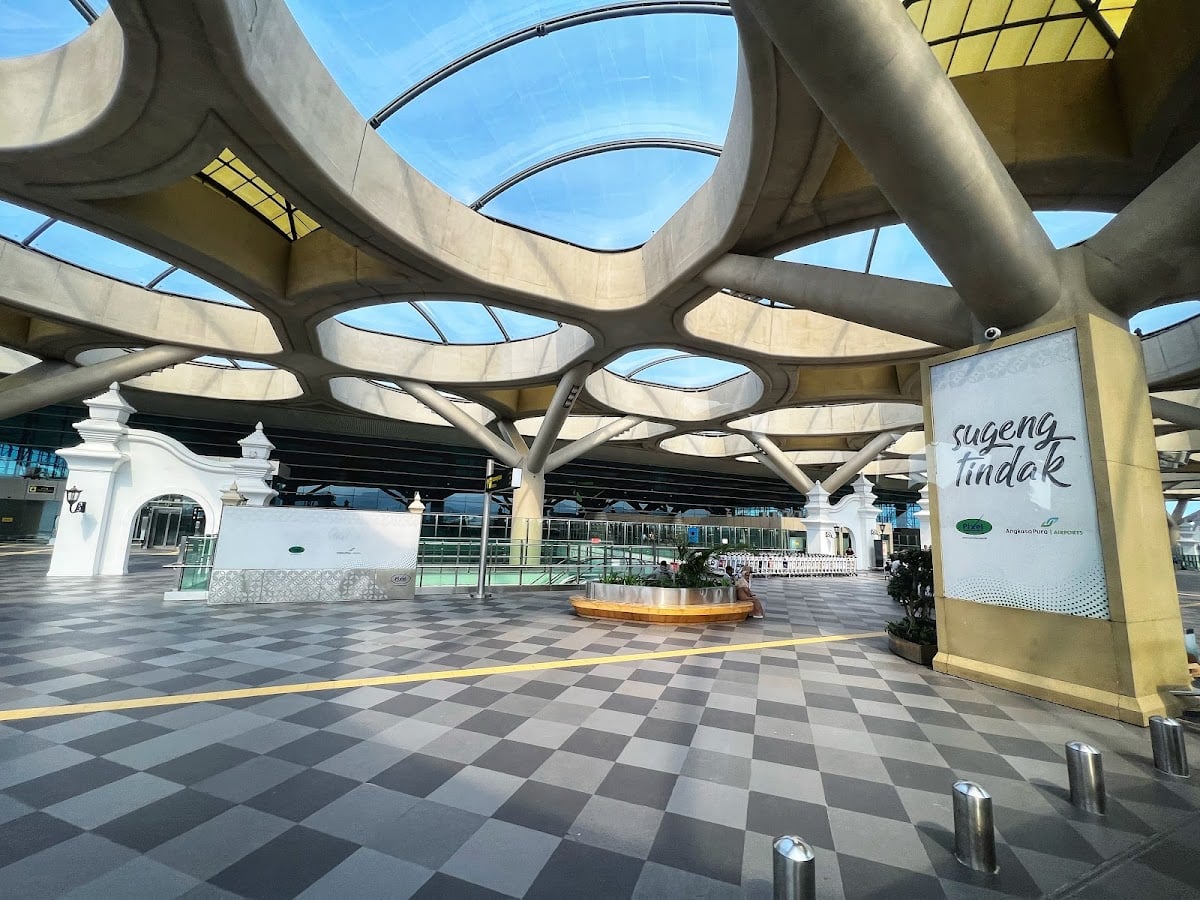 BANDARA INTERNASIONAL YOGYAKARTA