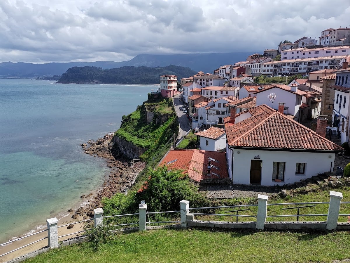 Lastres