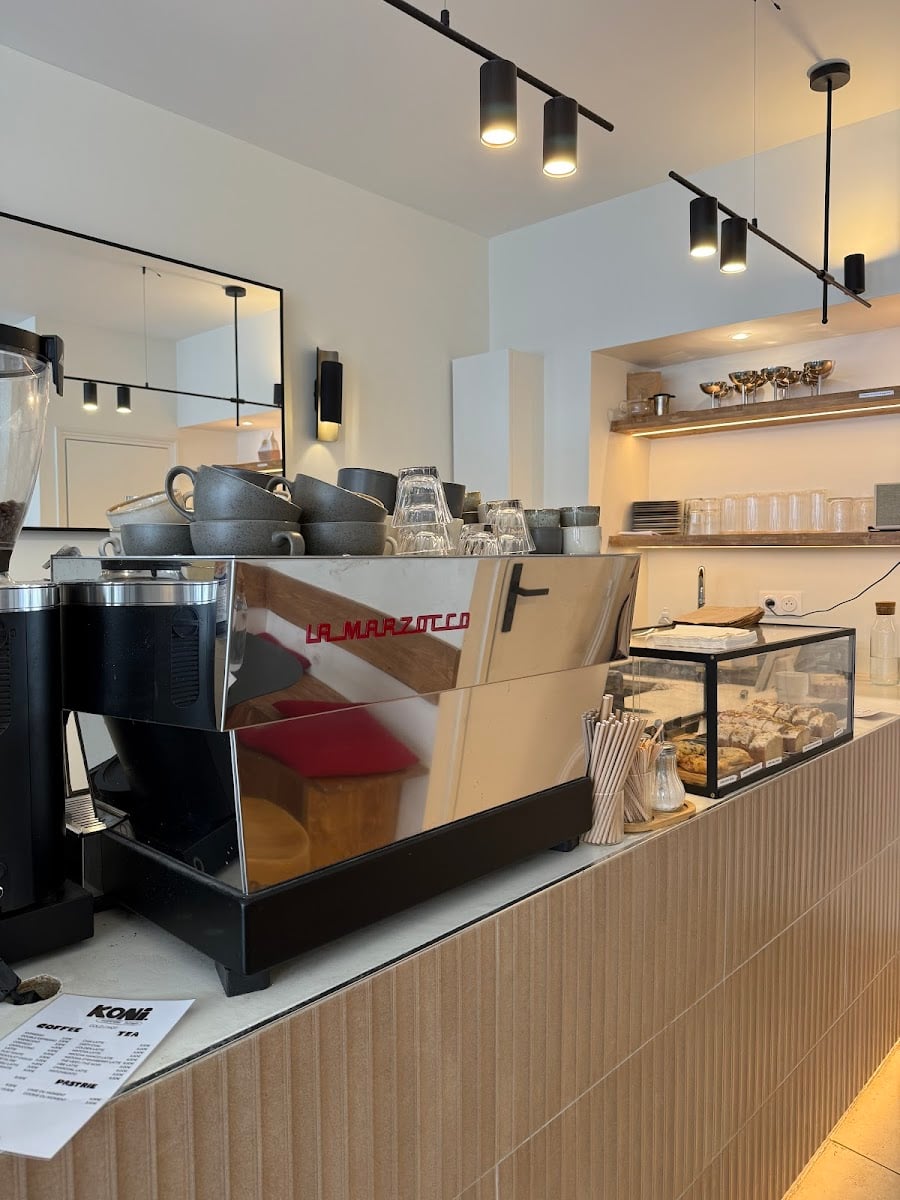Koni Coffee Shop