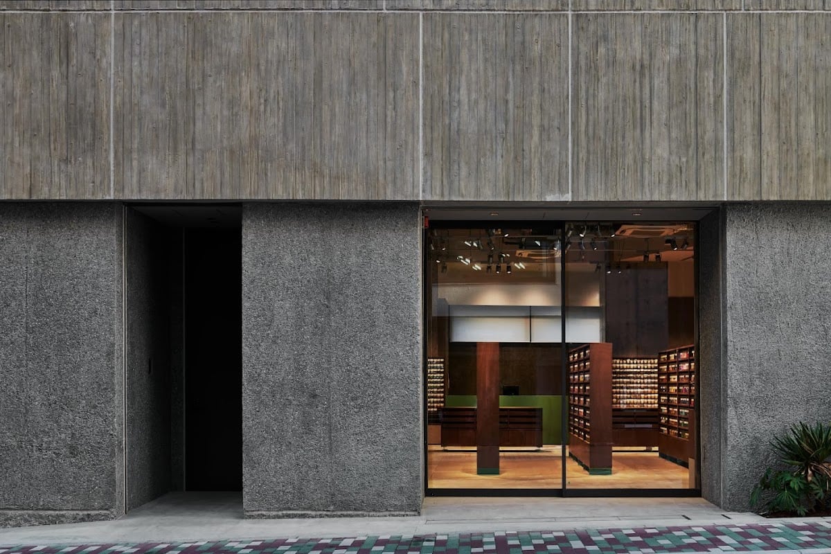 Miyuki Factory - Bead/craft shop