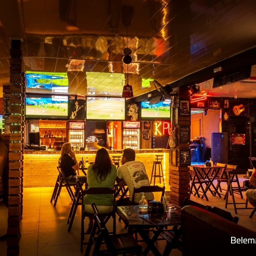 Black Pub