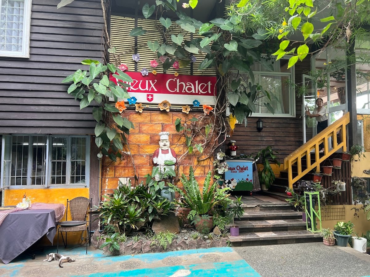 Vieux Chalet Swiss Restaurant