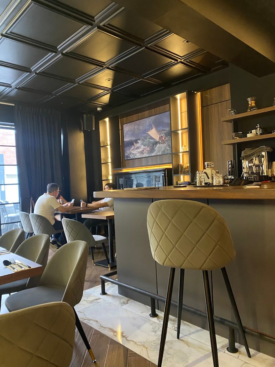 Black Puma Café y Bar